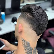 Bird With Spiky Hair On Head 10 Slick Ronaldo Haircut Ideas For Guys Short Textured Haircuts Ronaldo Haircut Comb Over Fade Haircut