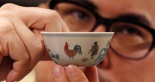 Banyak sejarah yang berseliweran tentang asal mula mangkok ayam ini. Mangkok Ayam Jago Yang Legendaris Berawal Dari Kekaisaran Tiongkok Kaskus