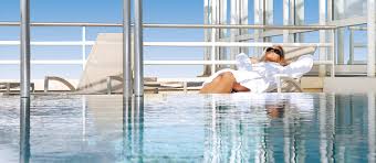 Massage Vichy Celestins Spa Hotel