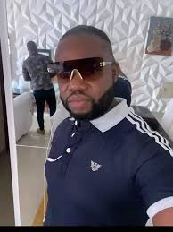 TOP 10 DOS ESTÁDIOS MAIS CAROS DE AFRICA 🌍 1. Moses Mahbida Stadium 🇿🇦  -$450 Million 2.FNB Stadium 🇿🇦 -$440 Million 3. Abuja national Stadium  🇳🇬 -$360 Million 4. Nelson Mandela bay