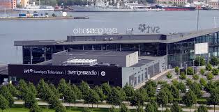 Sanna drysén, who works for the swedish public radio broadcaster sveriges radio, attended the friday prayers in istanbul saying, it is reminiscent of a mixture of rock concert and friday prayer.. Kd Och Sd Vill Utreda Sveriges Radio Nya Dagbladet