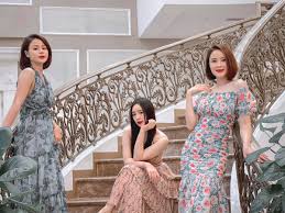 Trong tập 58 hướng dương ngược nắng, ông phan (nsưt đức trung) khuyên nhủ bà bạch cúc (nsnd thu hà) về chuyện tiến đến với ông quân (nsưt phạm cường). D 0e3e7ua7z3wm
