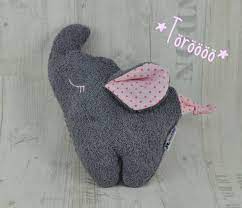 Werde gleich ein freebook drucken und nähe… read &am. Torooooo Kamika Kuschelfant Ist Da Zucker Und Zimt Design Blog Nahen Kuscheltier Fur Baby Stofftiere