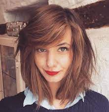 10 Susse Mittlere Frisuren Mit Wunderschonen Farbverdrehungen Frisuren Trend Haarschnitt Frisuren Haarschnitte Haarschnitt Ideen