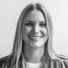 Dawn Howe's Instagram, Twitter & Facebook