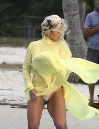 Also like many celebrities and famous people on this list, he was born with extra fingers in both hands but had them removed later. Celebrities Displaying Cameltoe Celebrityslips Com