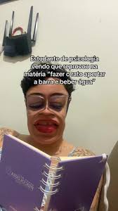 Voce Faz Psicologia E Tem Que Observar O Rato Tomando Agua