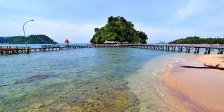 Itulah 10 rekomendasi destinasi pantai di padang yang punya pesona. Inilah Delapan Pantai Terindah Di Sumbar Halaman All Kompas Com