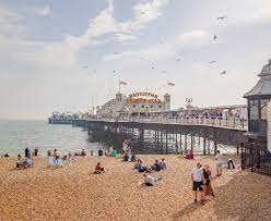 Brighton is a famous seaside resort and charming city (on the south coast of england, in the county of east sussex and almost immediately due south of the capital city london (76 km/47 mi). 10 Grunde Warum Du Brighton Lieben Wirst