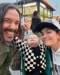 Alex Goode (@jackpoticorn) • Instagram photos and videos