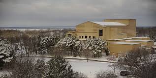 The poorly drawn pet fundraiser for green bay's wisconsin humane society is back by popular demand. University Of Wisconsin Green Bay In Usa Bachelor Degrees