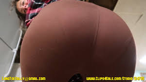 Stormy on X: The other Fart video I did in leggings for my Loyalfans!  farting fart t.coO7GFCn56YU t.coAVD3CnQp04  X