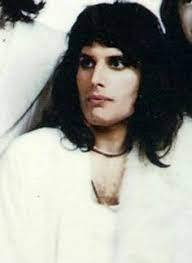 Freddie Mercury Queen Photos I Am So Jealous Right Now Omg How Lucky Is She So Close Aaargh Freddy Mercury Pinterest Freddie Mercury And Queen P
