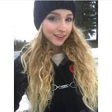 Anna Fullerton (annafullerton)