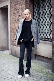 Flared Jeans Sneakers Flare Jeans Outfit Dark Flare Jeans Flare Jeans Winter