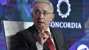 Artículos, videos, fotos y el más completo archivo de noticias de colombia y el mundo sobre álvaro uribe vélez Alvaro Uribe De Que Se Acusa Al Expresidente Y Por Que Su Arresto Domiciliario Es Historico En Colombia Bbc News Mundo