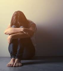 डिप्रेशन (अवसाद) के कारण, लक्षण और घरेलू इलाज - Symptoms Of Depression and Treatment in Hindi