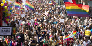 This year's gay pride march, or lgbt pride march, kicked off at 2 pm cest in paris on saturday. Paris Gay Pride 2021