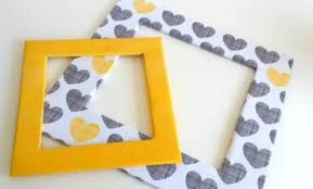 Untuk mengetahui cara memasang wallpaper dinding dan cara membuat wallpaper dinding dengan kertas kado, mari kita simak cara. 15 Contoh Kerajinan Dari Kardus Bekas Yang Unik Dan Mudah Dibuat Seruni Id