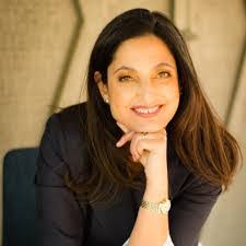 Ellen Damaso's Instagram, Twitter & Facebook