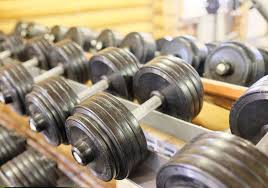 The retail alternative to the diy box from above would be the horizontal weight rack. 10 Diy Dumbbell Rack Layouts To Keep Your Weights Organized