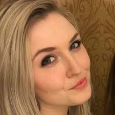 Aislinn Brown's Instagram, Twitter & Facebook