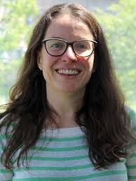 Laura Pomeroy's Instagram, Twitter & Facebook