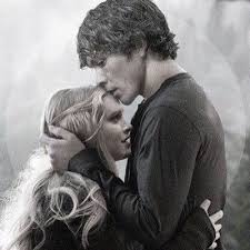 Bellarke Scenes (167) Clarke Kisses Bellamy + Goodbye Hug 