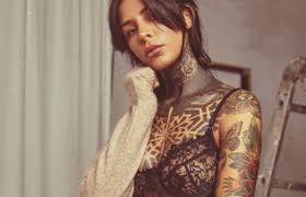 Maybe you would like to learn more about one of these? Cande Tinelli Sorprendio Con Un Nuevo Tatuaje En La Cara Noticias Cadena 3 Argentina