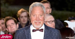 This is the official twitter page for tom jones. 60 Jahre Lange Ehe Und Kind Von Liebesaffare Das Leben Von Tom Jones