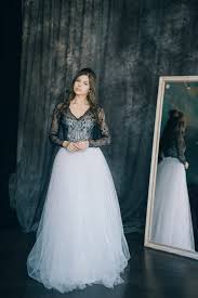 Pin By Melody Rhodes On Prom Wedding Dresses Unique Black Wedding Dresses Navy Blue Wedding Dress