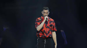 In diverse interviste infatti mahmood aveva affermato di essere fidanzato senza però svelare l'identità della persona che aveva conquistato il suo cuore. Mahmood Nuovo Singolo Il Rapper E Single O Fidanzato