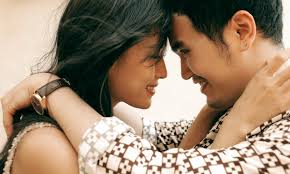 Khắc Hưng áp lực vì cảnh hôn trong MV