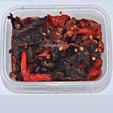 Dendeng sapi lalu dimasak dengan tambahan bumbu dan bahan lainnya. Jual Balado Dendeng Sapi Kering Jakarta Pusat Aaliya Kitchen Tokopedia