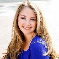 Katie Fischer's Instagram, Twitter & Facebook