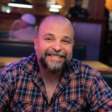 وفاة لاعب تجديف شاب غرقًا.. عزاء واجب وتذكير: حياة الرياضيين المصريين  مهمة**