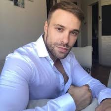 Kasey Buxton's Instagram, Twitter & Facebook