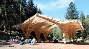 Abri En Foret De Bertrichamps Meurthe Et Moselle Par L Architecte Christophe Aubertin Architecture Parametrique Architecture Exterieur Et Architecture En Bambou