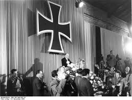 Mai vor 50 jahren allerdings noch nicht. Grundung Der Bundeswehr Konrad Adenauer