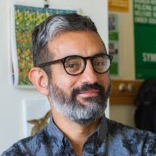 Distinguished Faculty Award