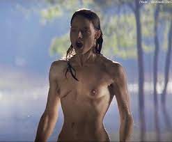 Jodie Foster Nude Top To Bottom In Nell - Photo 13 - /Nude