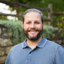 Chris Hinds's Instagram, Twitter & Facebook