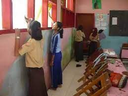 Download now kerja bakti di sekolah dan manfaatnya tips edukasi online. Gambar Kartun Kerja Bakti Di Lingkungan Cikimm Com