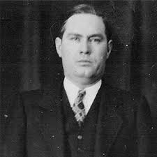 Identifying People in Mobster Photos