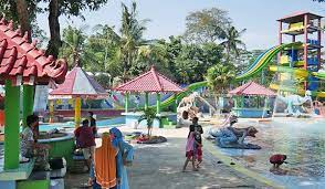 Woter boom colo tiket masuk hari sabtu / waterboom lippocikarang destinasi wisata terbaik : Khusus 17 Agustus Masuk Waterpark Mulia Wisata Cuma Rp 17 Ribu Beta News