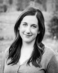 Photoshopping a camera into a selfie