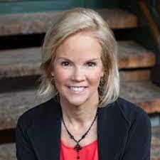 Lori Holladay's Instagram, Twitter & Facebook