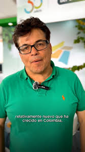 🎥🌱 Testimonio completo: una historia que inspira Dos hermanos estuvieron  a punto de dejar el campo… El trabajo duro no daba resultados y pensaron  rendirse. Pero todo cambió cuando probaron BioEco 💚