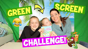 Maar nog maar net onderweg gaat het weer. De Green Screen Vakantie Challenge Wie Raadt De Meeste Tekeningen Dezoetezusjes Youtube