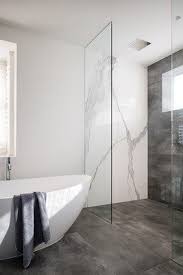 100 Badideen Die Man Gesehen Haben Muss In 2020 Badezimmer Innenausstattung Luxus Badezimmer Bad Styling